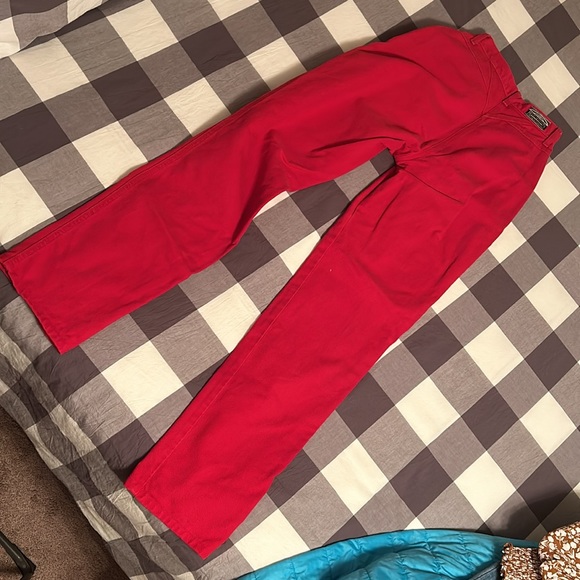 Red Rockies. Size 28 - Picture 2 of 6